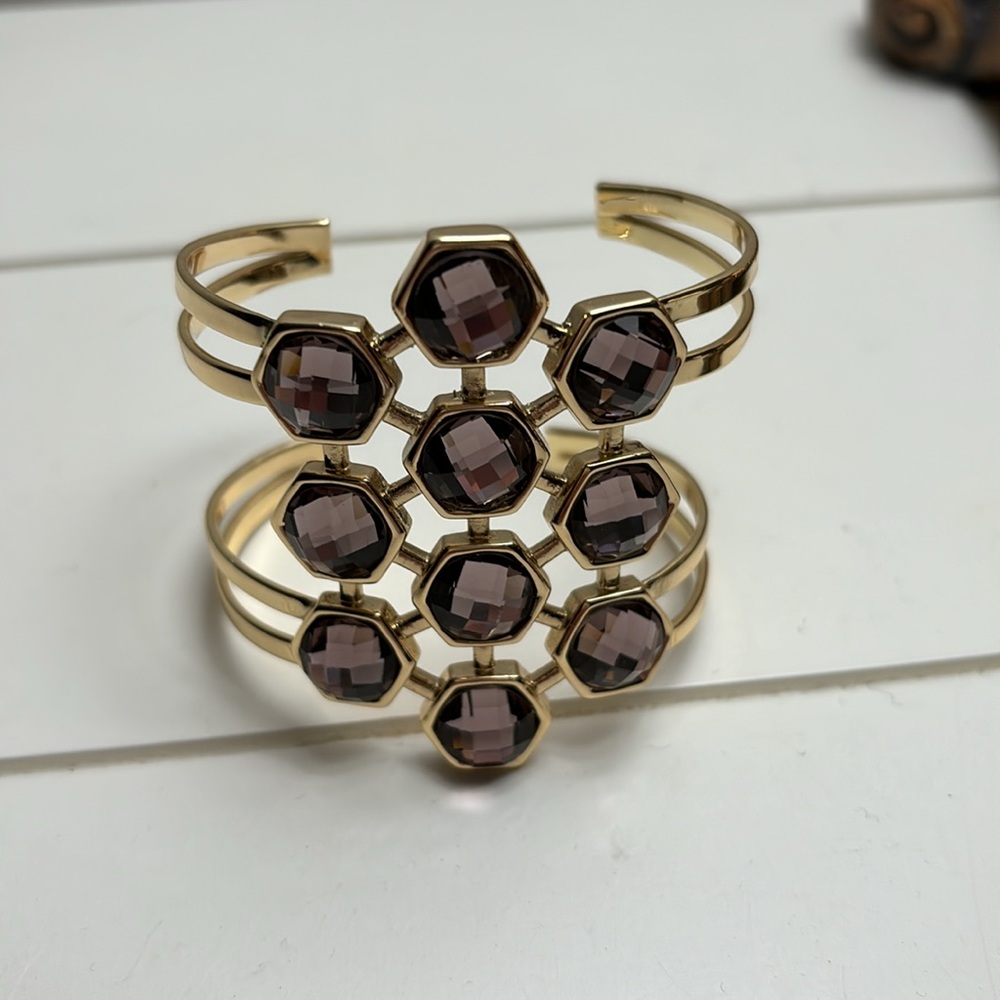 Jewelmint Embellished Cuff. - Picture 3 of 5